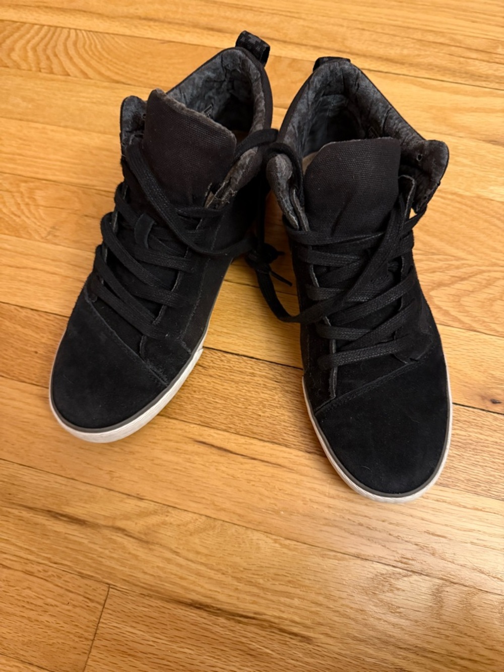 Toms Black High Top Sneaker